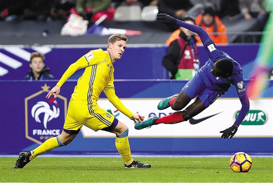 瑞典遭遇法国逆转，失去榜首位置