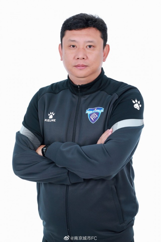 星空体育课程-包含江苏舜天青训中心选拔成功若干球员，为未来埋下伏笔的词条