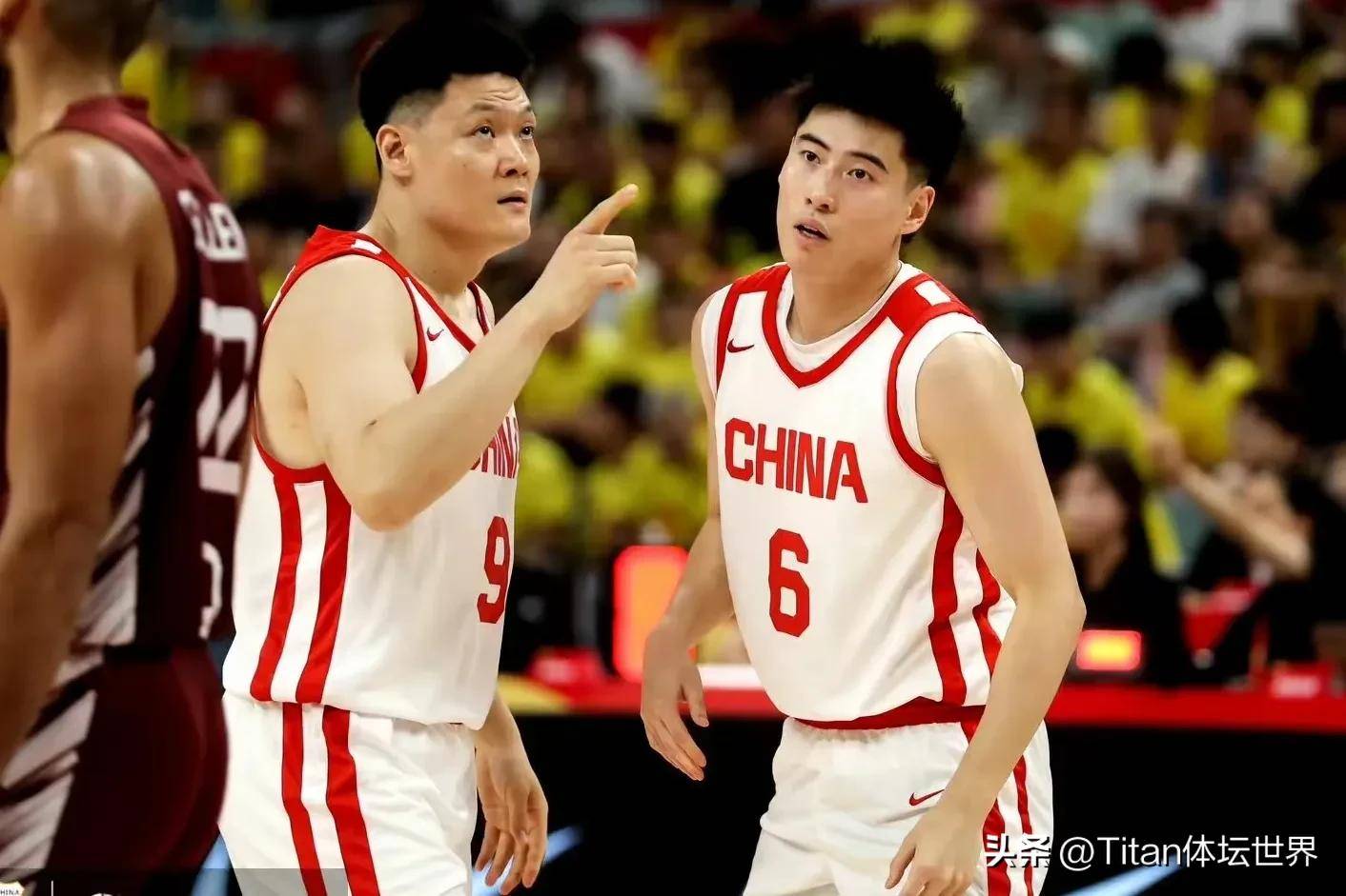 湖北男篮勇夺四连胜，队员互相信任