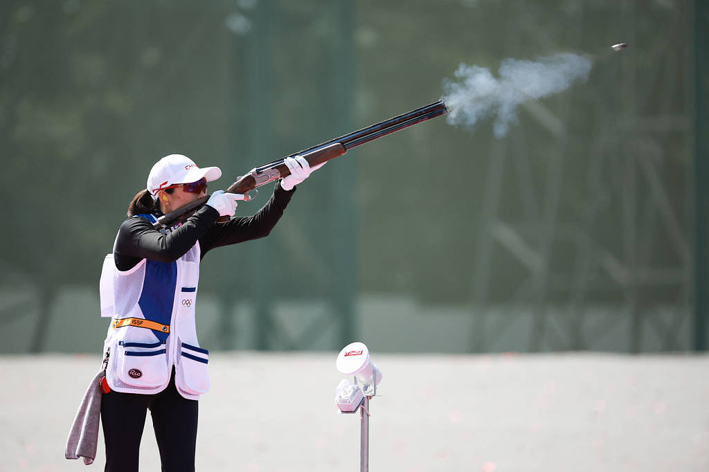 包含韩国射击选手表现抢眼夺得铜牌的词条