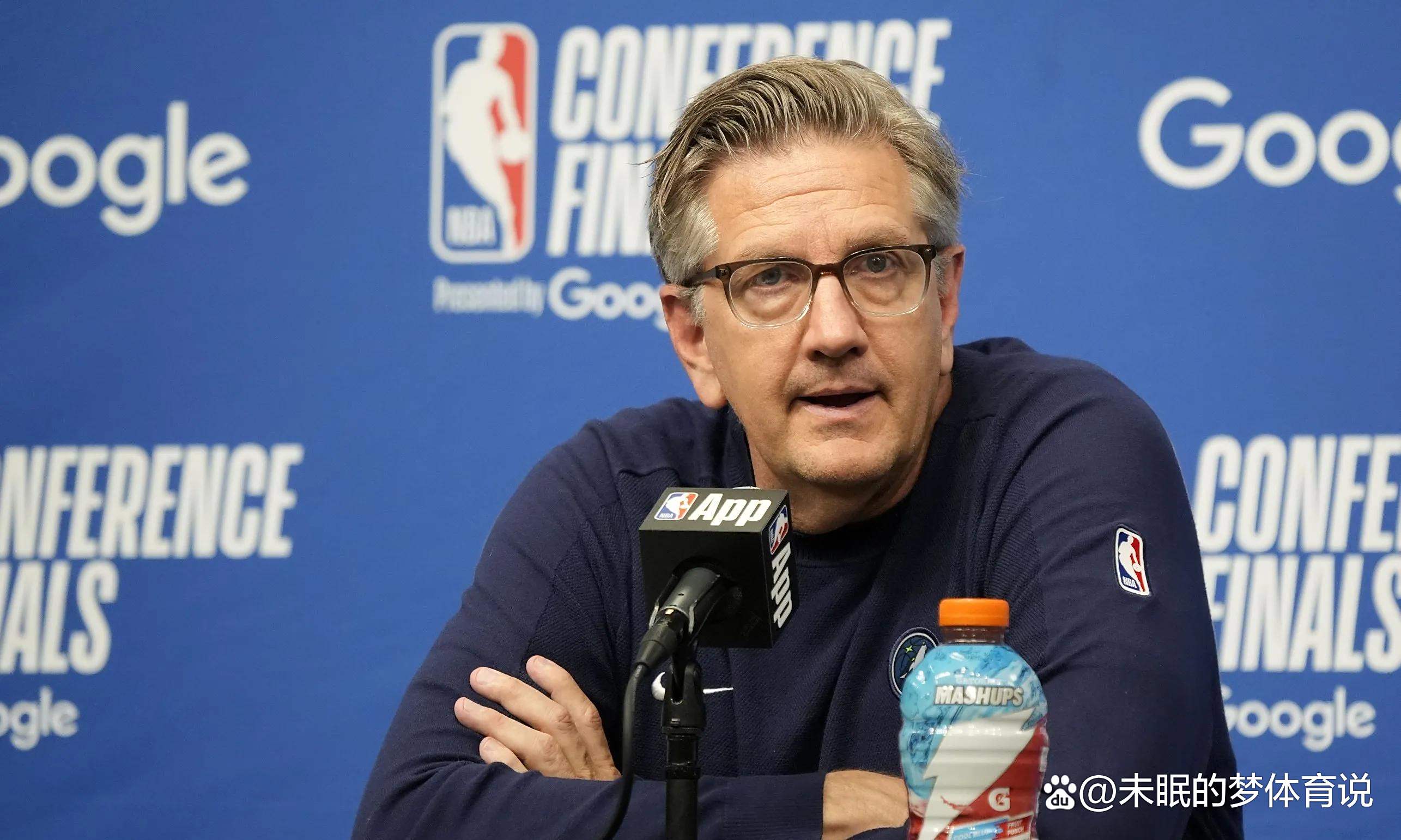 包含尼克斯队主教练因队员纪律问题被解聘的词条