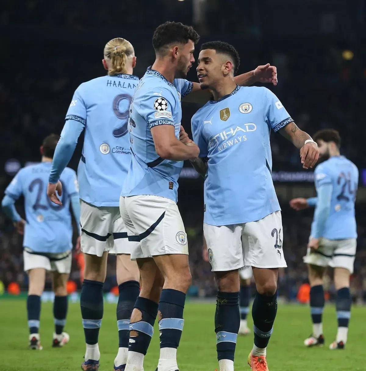 关于曼城轻松过关，晋级欧冠十六强的信息